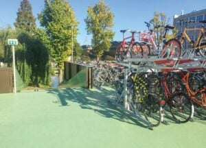 Coffee & bikes, campus TU Delft